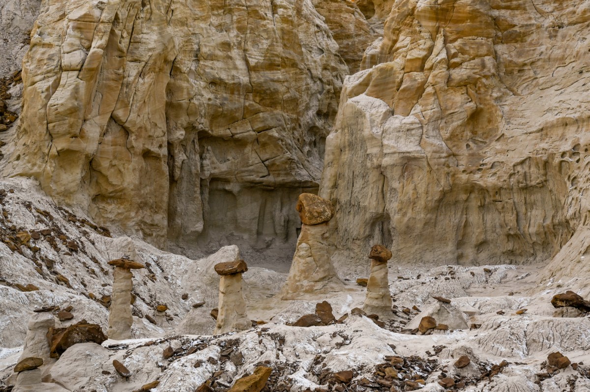 Hiking to the Toadstool Hoodoos: an Underrated Adventure