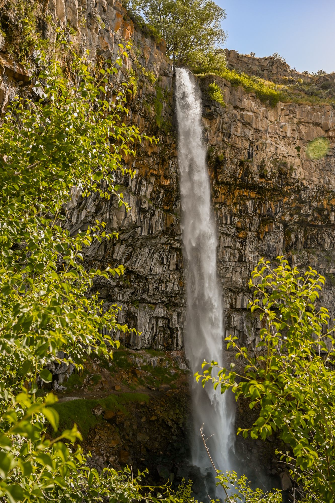 Perrine Coulee Falls, one of Twin Falls most impressive waterfalls